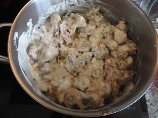 pollo con salsa de queso brie