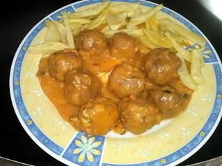 ALBÓNDIGAS A LA JARDINERA