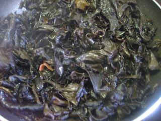 ESPAGUETIS CON SETAS Y BEICON