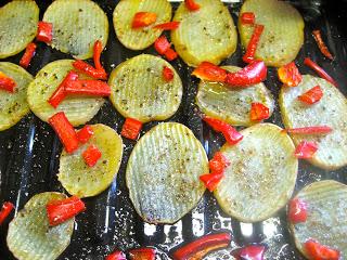 LUBINA AL HORNO CON JAMÓN Y PATATAS