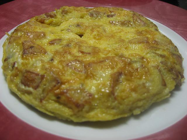 TORTILLA DE PATATAS (LA DE SIEMPRE CON ALGUNOS CONSEJOS)