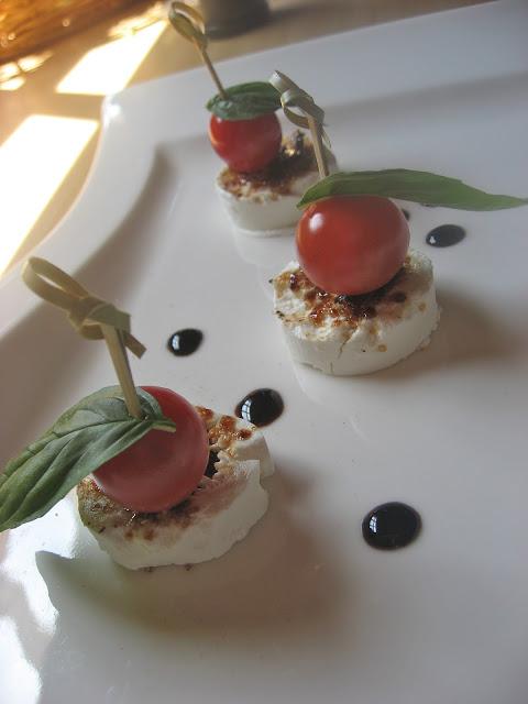 ENSALADA DE RULO DE CABRA