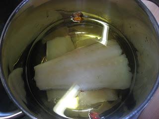 BACALAO CON MANZANA Y GELATINA DE CEBOLLA AL JENGIBRE
