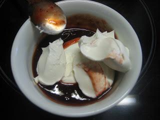 SEMI FRIO DE ZANAHORIA CON MASCARPONE Y VINAGRETA DE FRESAS