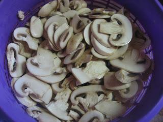 FILETE DE CERDO CON SALSA DE DOS QUESOS Y CURCUMA