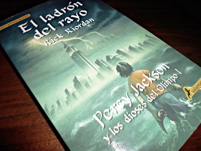 Reseña: El ladrón del rayo, de Rick Riordan