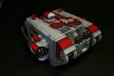 Vista trasera del Land Raider