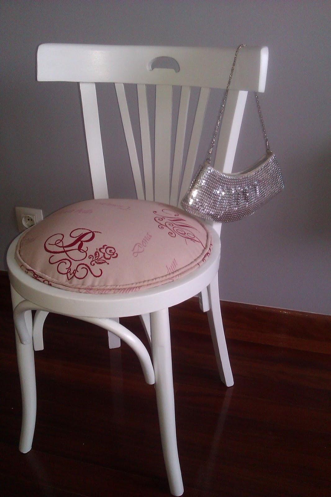 ♥ ♥ ♥ OTRA SILLA ESTILO THONET