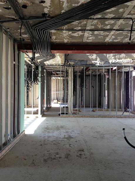 A-CERO PRESENTA IMÁGENES DE OBRA DE LA REFORMA DE LA VIVIENDA A-CERO EN SEVILLA