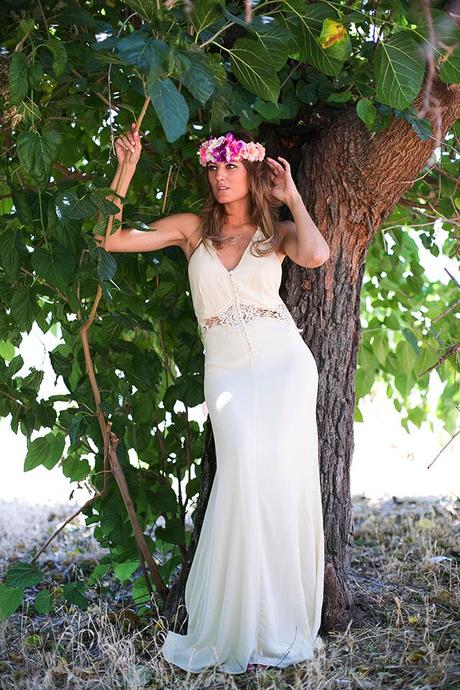 adamarina, corona de flores novias, jarlo london, novias bohemias, OUTFITS, pendientes libélula, Tocados BOHOCHIC, vestido novia hippie, WEDDING STYLE, white party, cristina blanco, guiadeestilo, guia de estilo blog, spanish fashion blogger