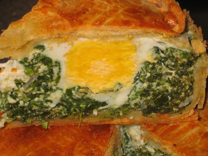 Hojaldre hecho con aceite y pascualina de espinaca