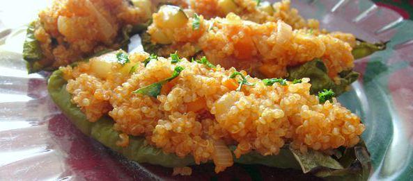 Pimientos verdes rellenos de quinoa con verduritas FI