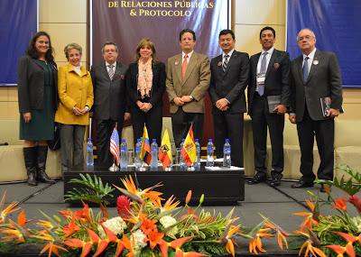 Especialistas del Protocolo y las Relaciones Publicas Internacionales se reunieron en Bogota