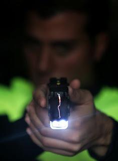 Artista de graffiti adolescente muere tras disparo de policía de Miami con pistola Taser