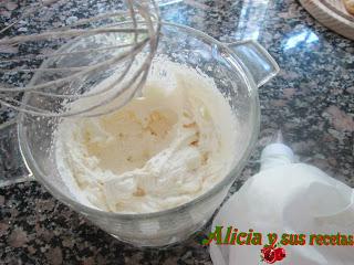 LIONESAS RELLENAS DE NATA MONT