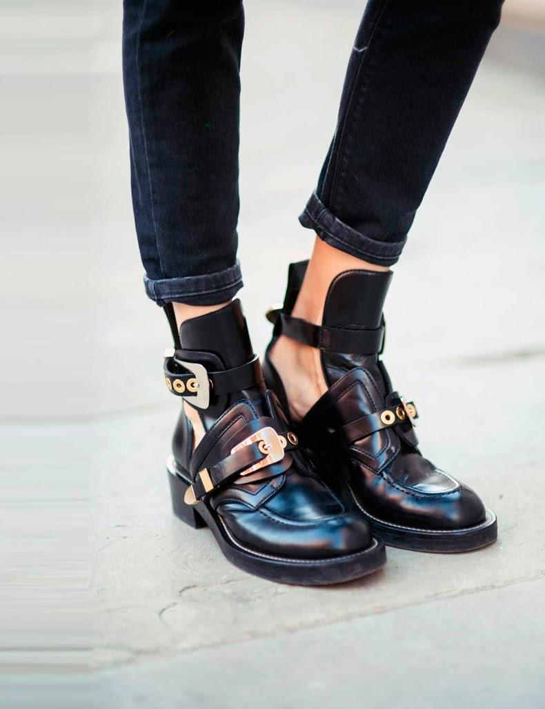 HOW TO WEAR: CUT OUT BOOTS