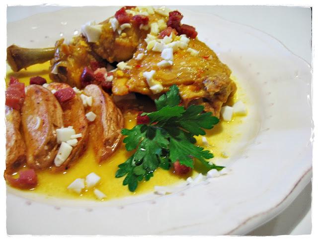 Pollo en Pepitoria con Guarnición de Patatas Fritas Especiales