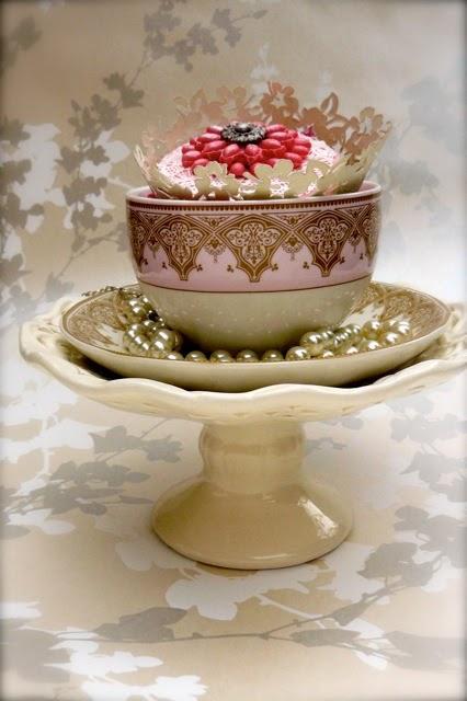 Cupcake en una taza Vintage