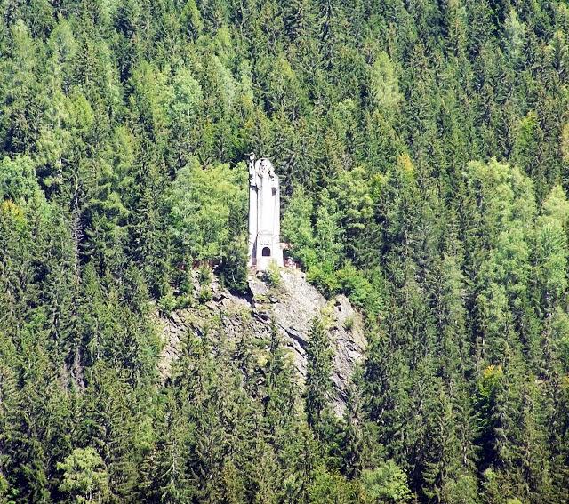 Las 17 estatuas de Cristo más altas del mundo