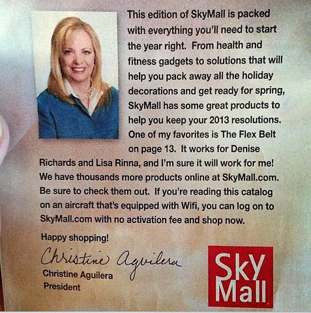 Productos inútiles que puedes comprar en un avión