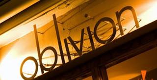 Reseña Oblivión Un Cielo Tras Otro.