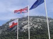 Gibraltar: serpiente verano absurda