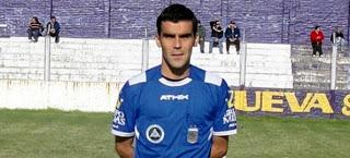 El árbitro que dirige a su ex club