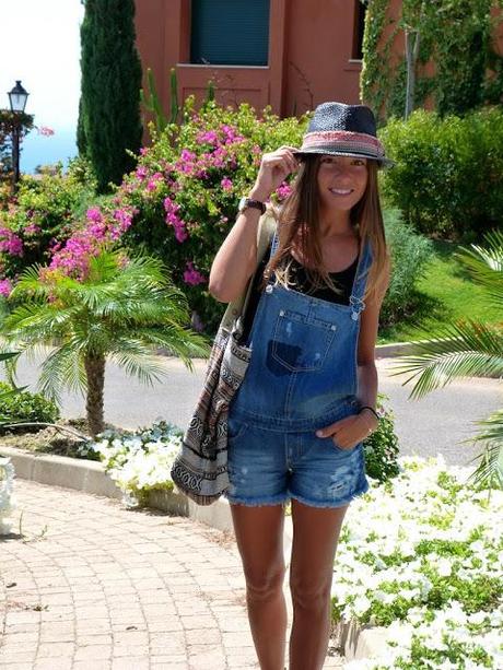 Ethnic print complements Ethnic print complements