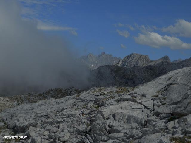 punta gregoriana y torre de los cabrones de peña blanca