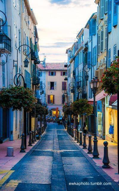 Colores de Antibes, Riviera francesa