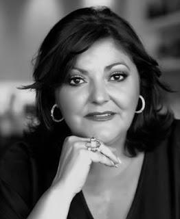 ENTREVISTA: CHARO REINA (CANTANTE)