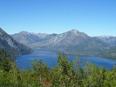 Lagos y lagunas para quienes gustan de la naturaleza pura.
