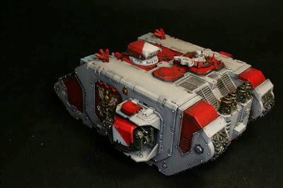 Vista trasera del Land Raider Prometheus