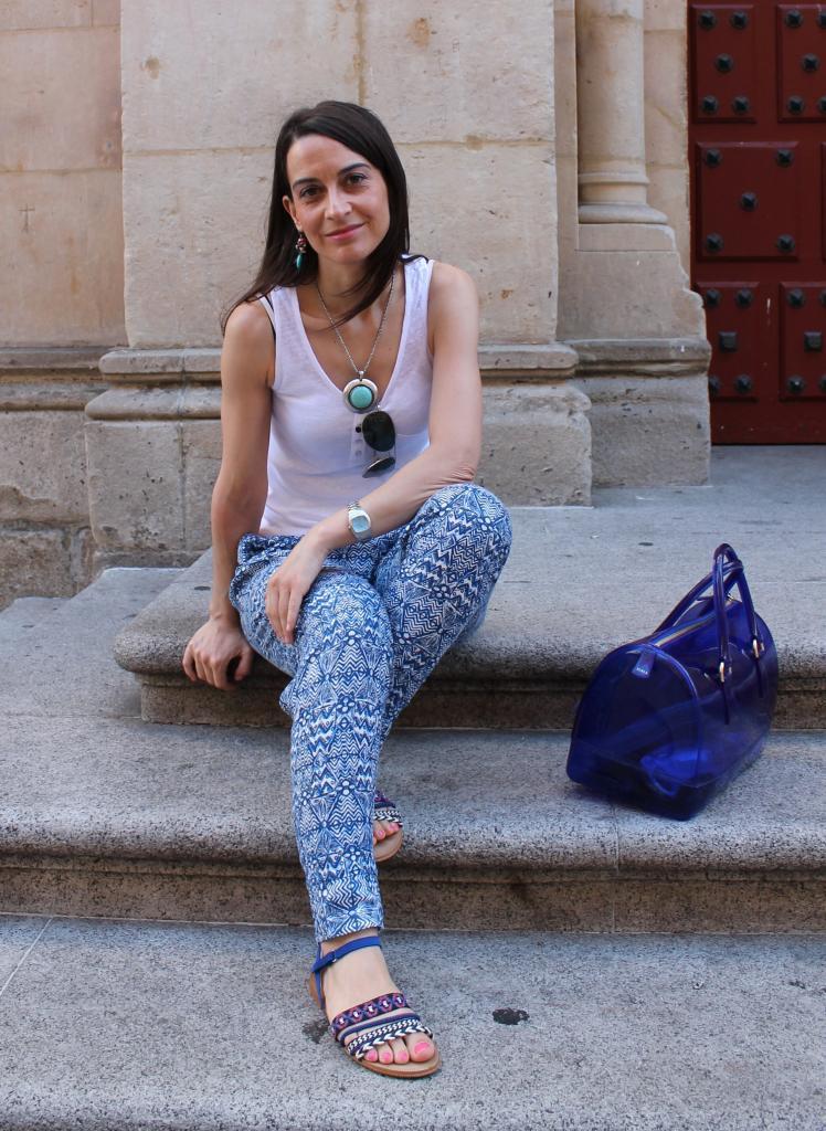 Who let the girls out ?...