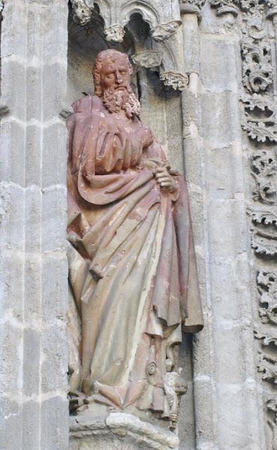 La Puerta del Nacimiento (3): las jambas de la izquierda.