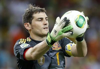 Iker Casillas dice que Ecuador es una selección interesante y que merece respeto