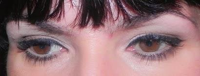 Look con la paleta de neutros Douglas