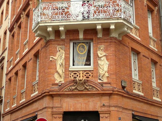 HERMES...EN TOULOUSE...CUARTA PARADA AL SUR DE FRANCIA...14-08-2013...