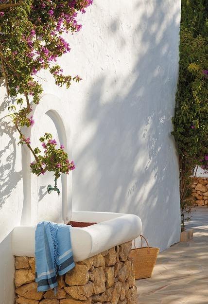 UNA ESPECTACULAR CASA EN IBIZA