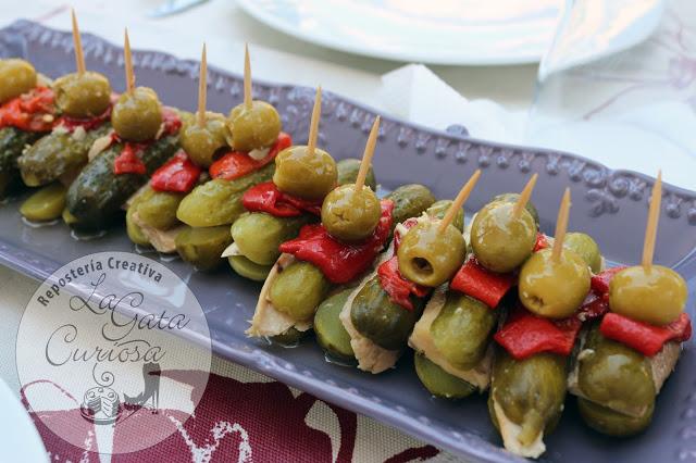 PEPINILLOS RELLENOS DE VENTRESCA