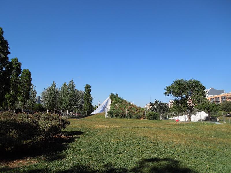 BARCELONA : PARQUE DE LA ESTACIÓ DEL NORD