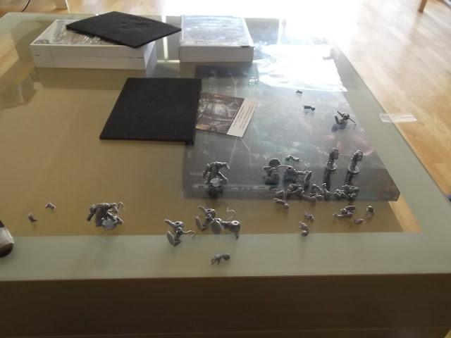 Unbox de la caja de pintura básica y de equipos de Dreadball(Parte II y final)