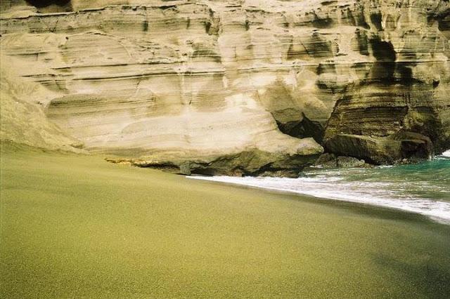 La única playa de arenas verdes del mundo, Papakolea