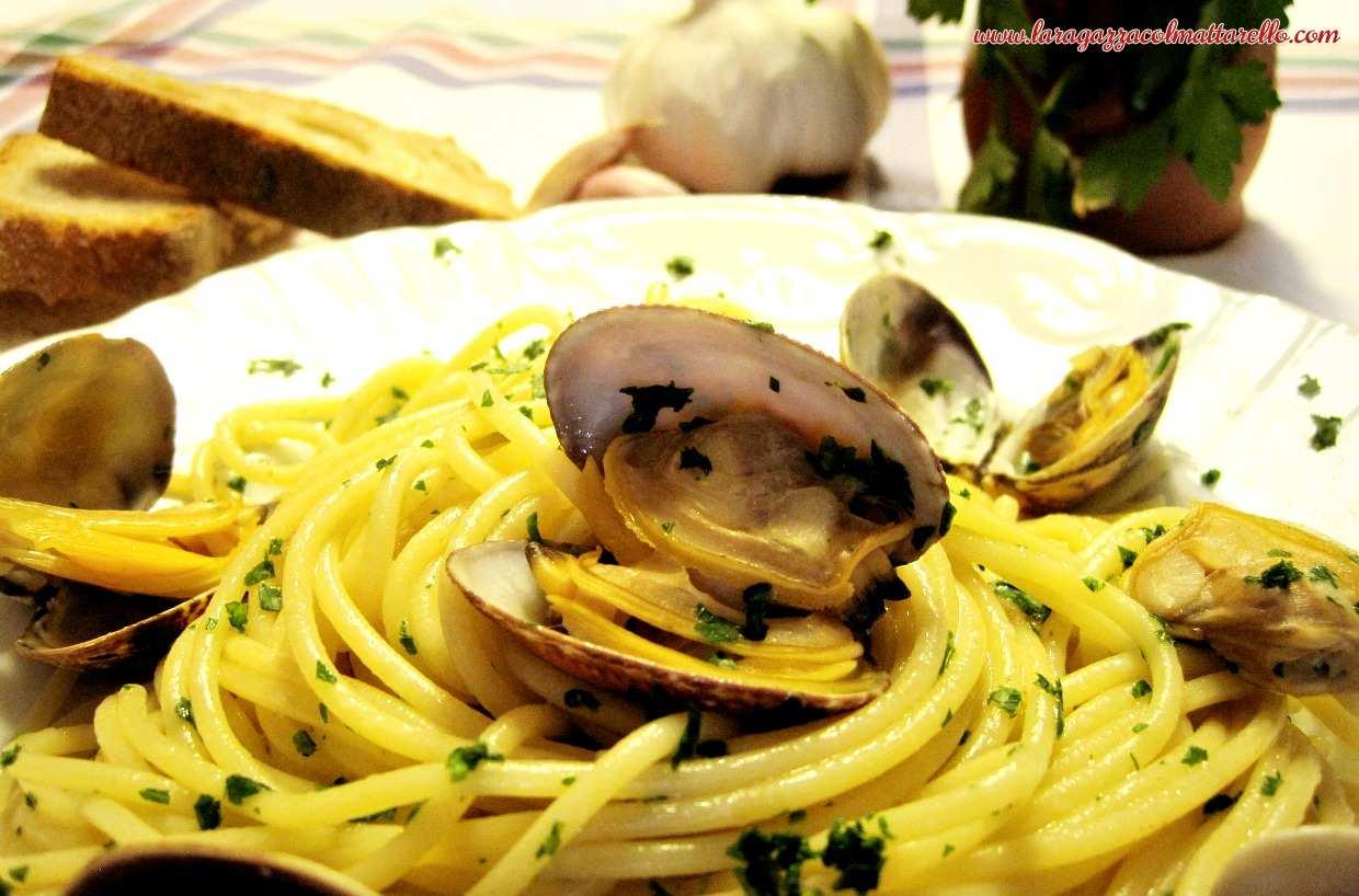 Spaghetti alle vongole (Spaghetti con almejas) ~ recetas primeros  ~ IMG 5144m