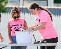 Snooki y Jwoww participaron en un Dog Wash solidario.