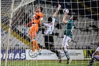 COBRELOA MUESTRA SUS CREDENCIALES TRAS DERROTAR A WANDERERS