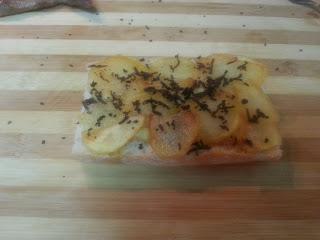 Presa ibérica III: el desenlace: Tosta de presa con patatas, trufa negra y Arzúa.