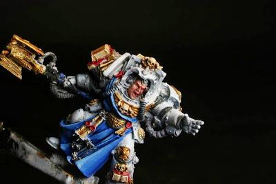 Cara del bibliotecario terminada