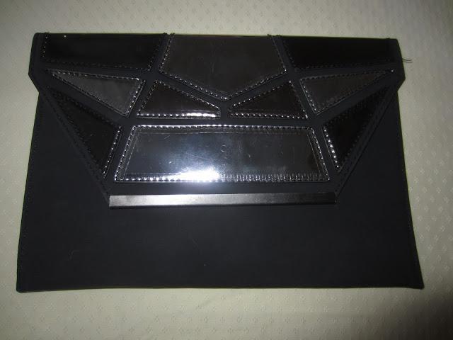 LOOK230-14.8.20138:15¡¡Qué tal amiga!!Ya en miércoles, y ...