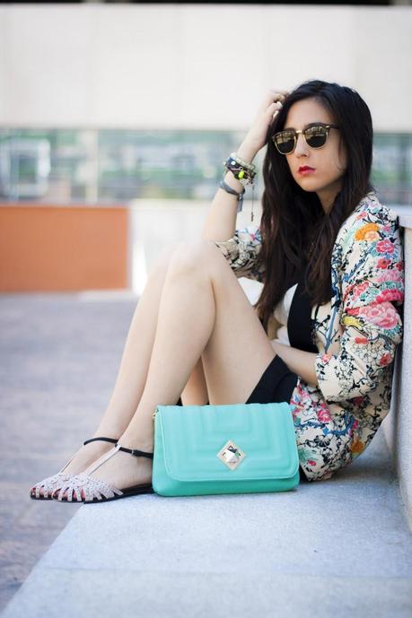 Kimono-Blazer And Crop Top